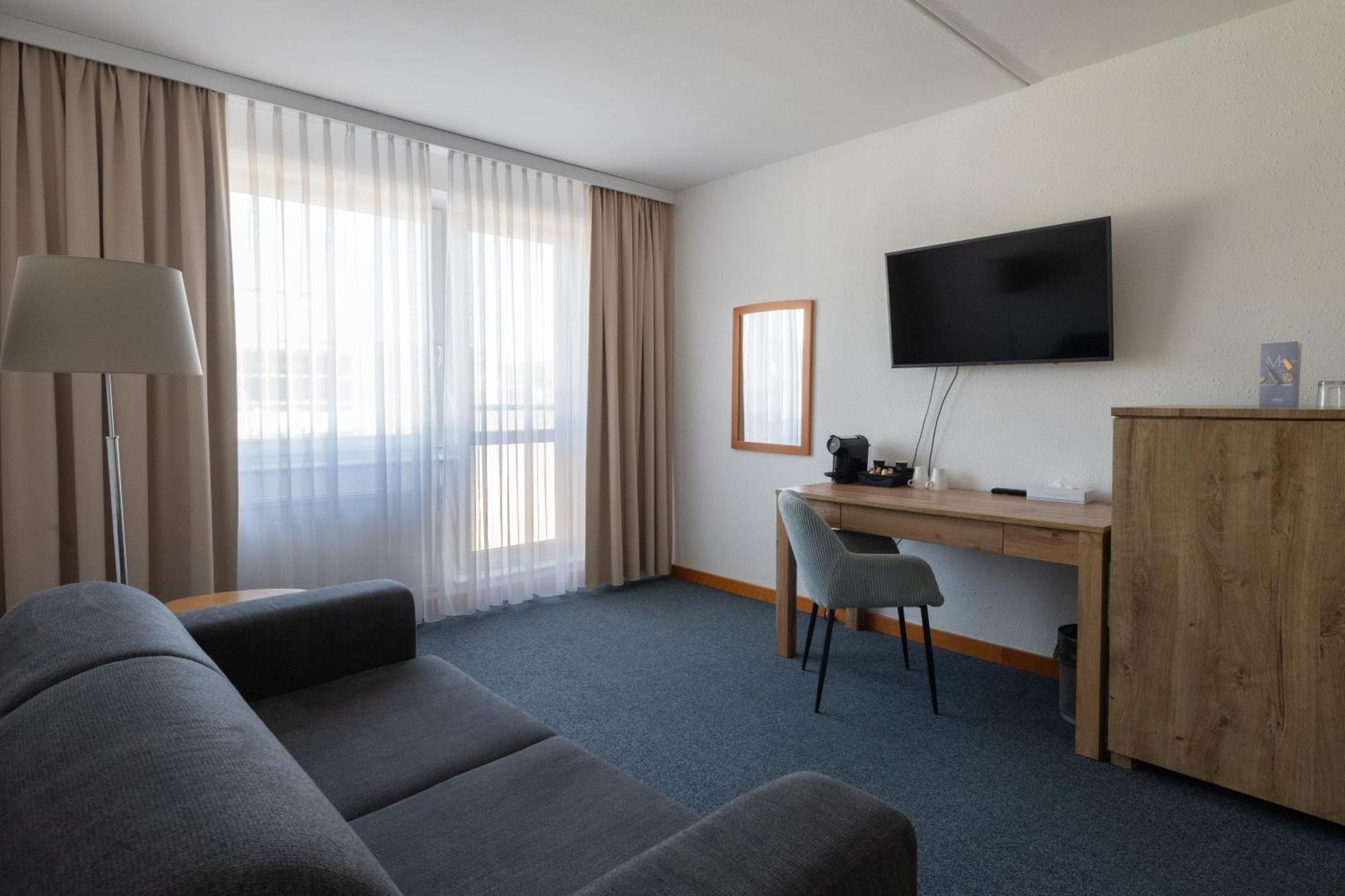 OREA Hotel Voro Brno Buitenkant foto