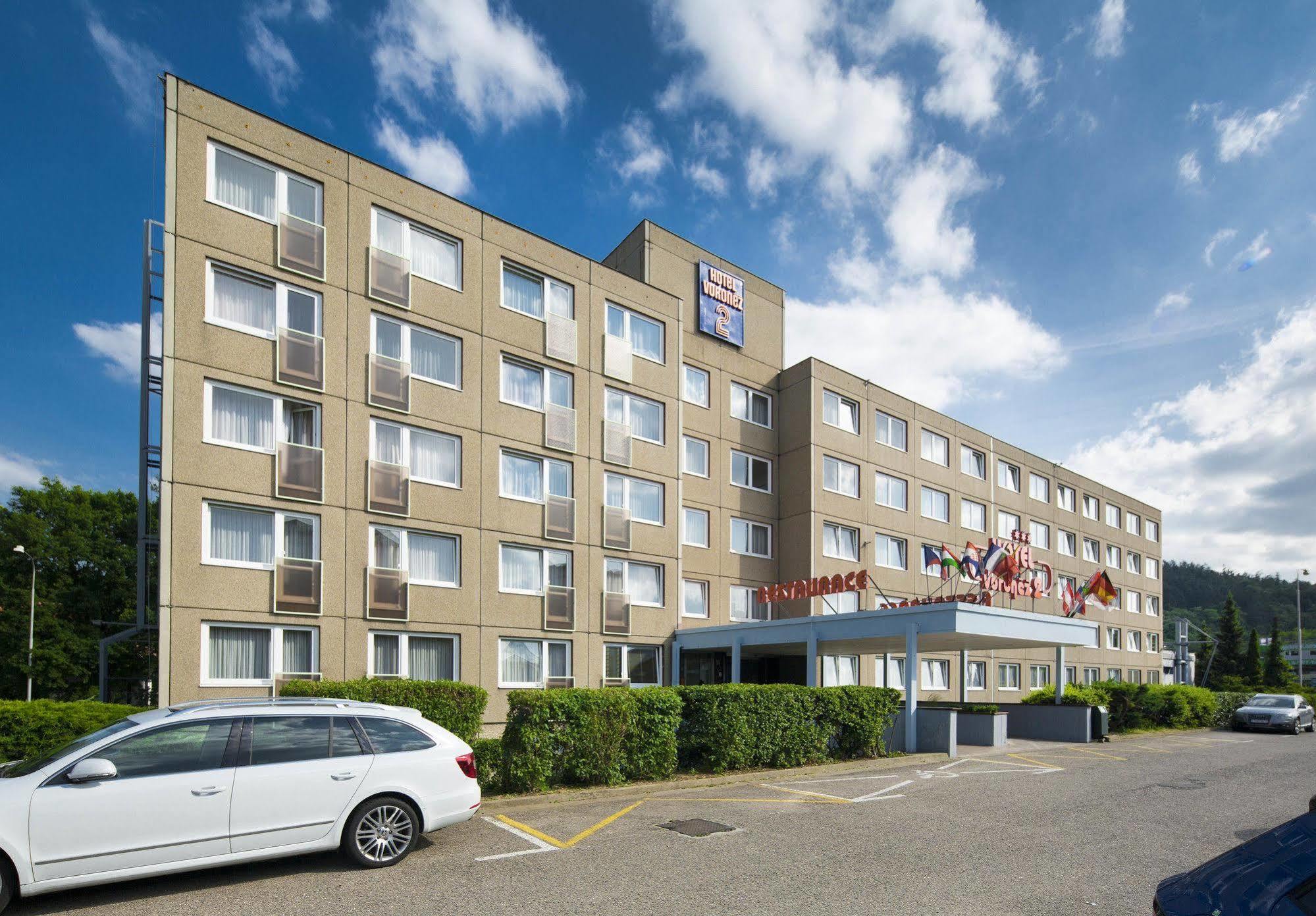 OREA Hotel Voro Brno Buitenkant foto